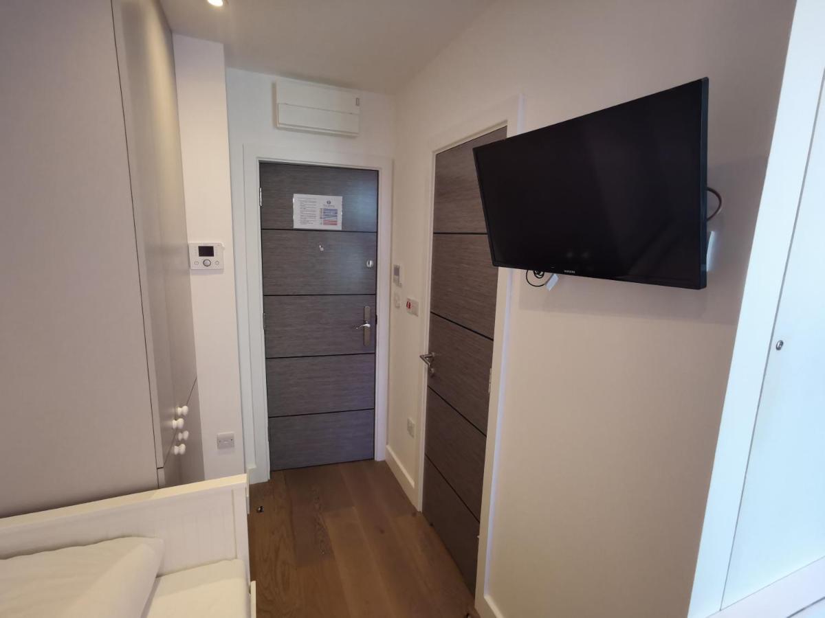 콜링엄 프라임 아파트먼트 런던 외부 사진 A typical studio apartment in the UK